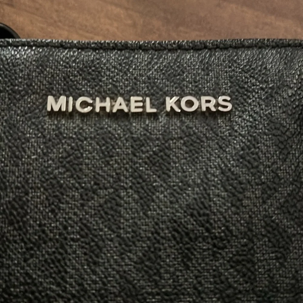 Michael Kors Black Tote Bag with Sleek Design